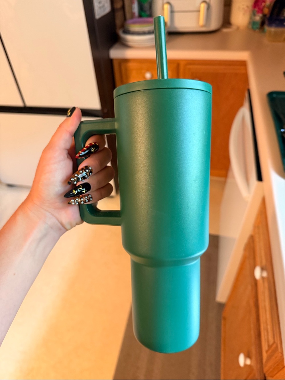 Simple Modern Green Insulated Travel Mug with Straw and Handle